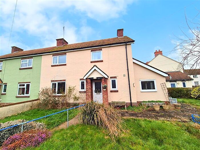 3 Bedroom Semi Detached House For Sale In The Glebelands, Dilwyn, Hereford, HR4