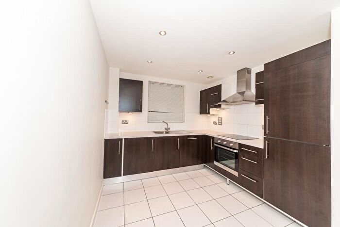 2 Bedroom Flat To Rent In Fleet Street, Brighton, East Sussex, BN1