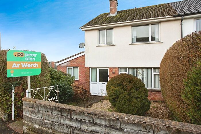 3 Bedroom Semi-Detached House For Sale In Mardy Crescent, Caerphilly, CF83