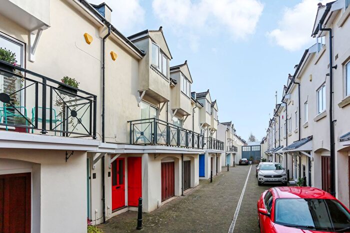 3 Bedroom Terraced House For Sale In Oxford Mews, Hove, BN3