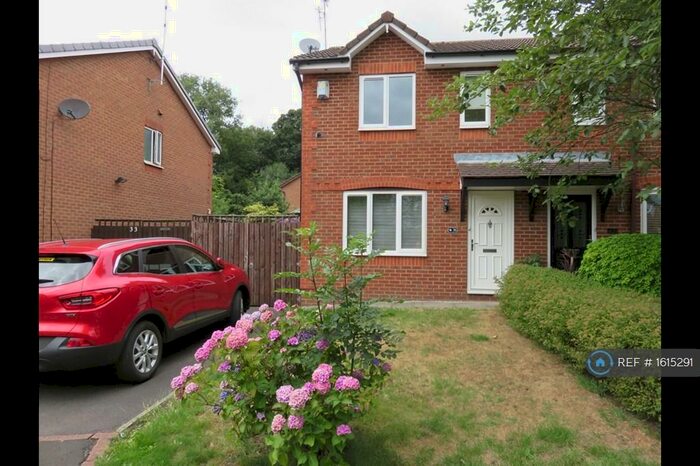 3 Bedroom Semi-Detached House To Rent In The Wicheries, Worsley, Manchester, M28