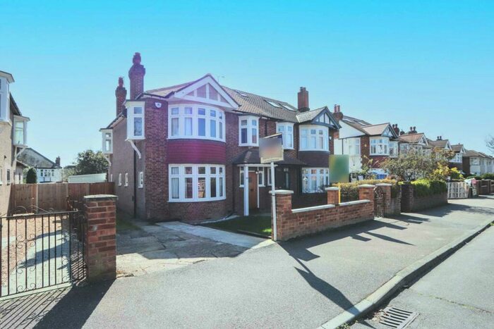 3 Bedroom Semi-Detached House To Rent In Cromford Way, New Malden, KT3