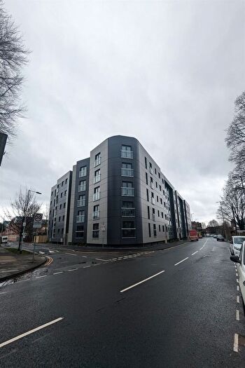 2 Bedroom Flat To Rent In Portcullis House, Shawheath Close, M15