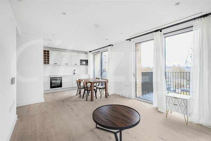 1 Bedroom Flat To Rent In Signature House, Jubilee Walk, London, WC1X