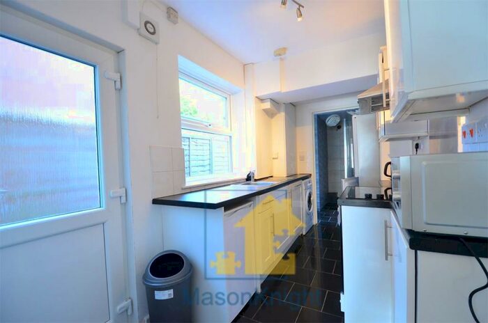 4 Bedroom Terraced House To Rent In Westminster Road, Student Property - Selly Oak, Birmingham, B29