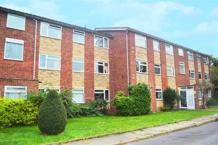 2 Bedroom Flat To Rent In Thornbury Avenue, Osterley, Isleworth, TW7