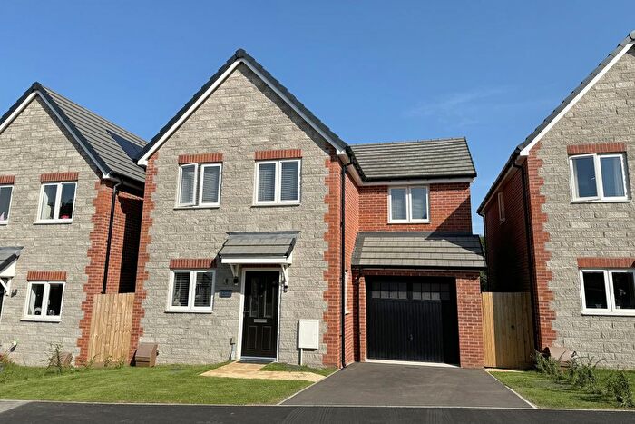 3 Bedroom Detached House For Sale In Templecombe, Somerset, BA8