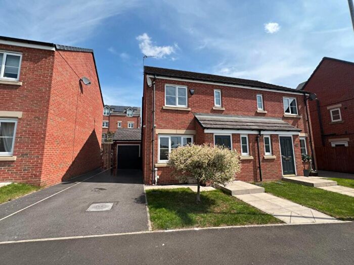 3 Bedroom Terraced House For Sale In Sterling Way, Shildon, DL4