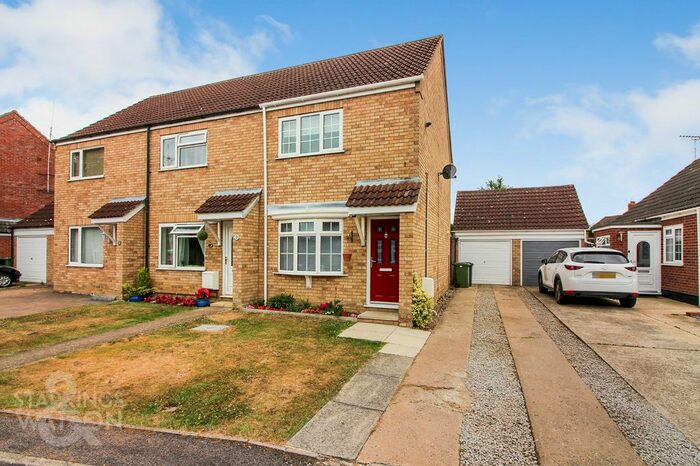 2 Bedroom End Of Terrace House To Rent In Pavilion Court, Roydon, Diss, IP22