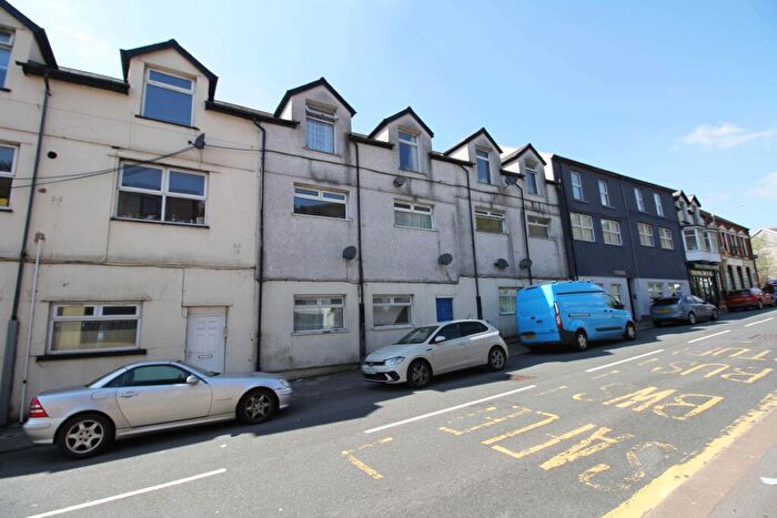 1 Bedroom Apartment To Rent In Ystrad Road, Pentre, CF41
