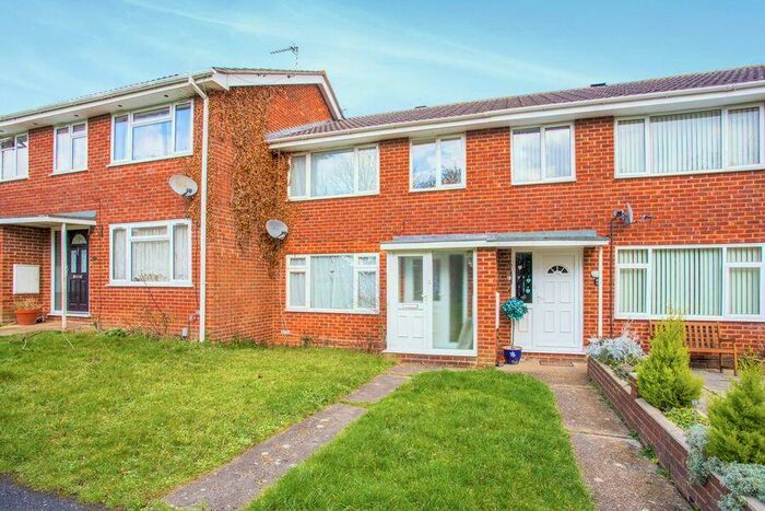 3 Bedroom Terraced House To Rent In Porter Road, Basingstoke, RG22