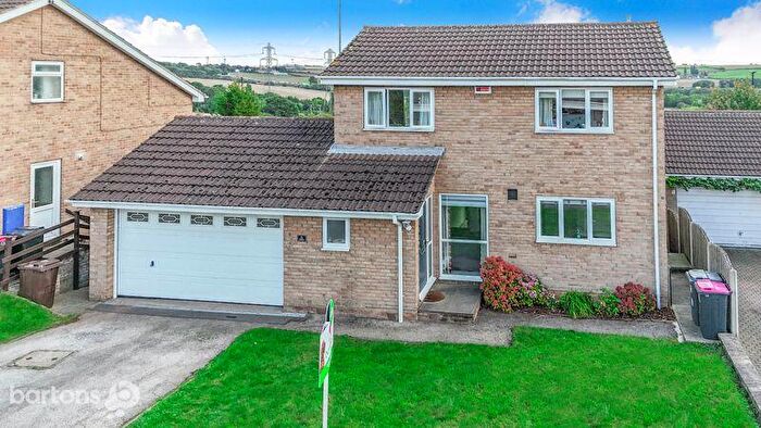 4 Bedroom Detached House For Sale In Haworth Crescent, Moorgate, S60