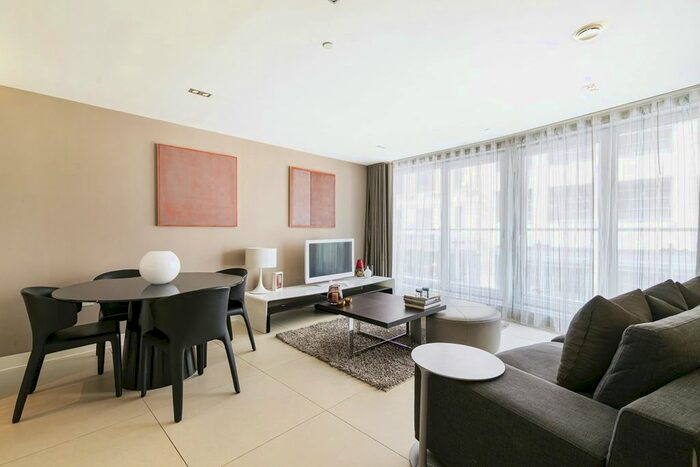 2 Bedroom Flat To Rent In City Road, London, EC1Y