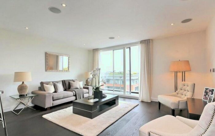3 Bedroom Flat To Rent In Moore House, Gatliff Road, Grosvenor Waterside, SW1W