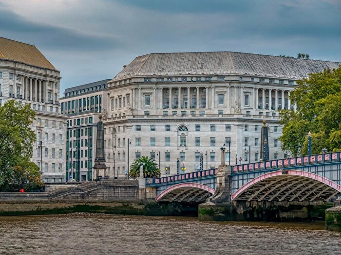 1 Bedroom Flat To Rent In Millbank Place, Westminster, London, SW1P