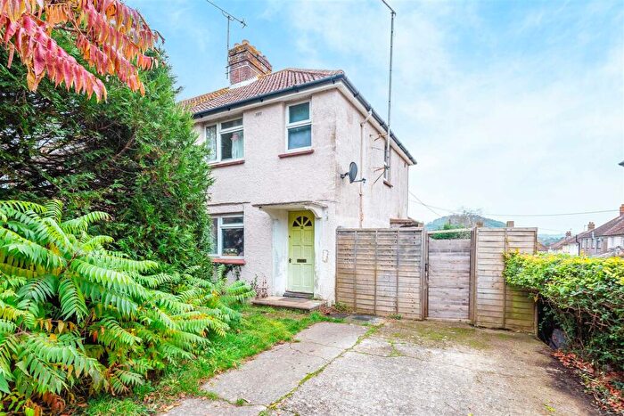 3 Bedroom Semi-Detached House For Sale In Court Orchard Road, Bridport, DT6