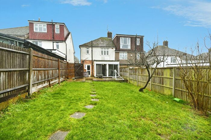 3 Bedroom Semi-Detached House For Sale In Baranscraig Avenue, Brighton, BN1