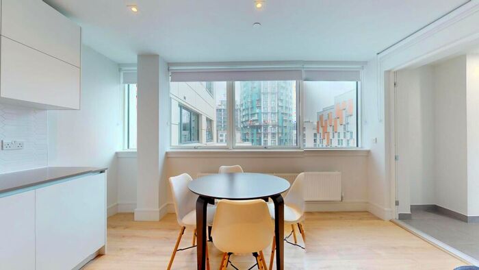 3 Bedroom Flat To Rent In North End Road, HA9