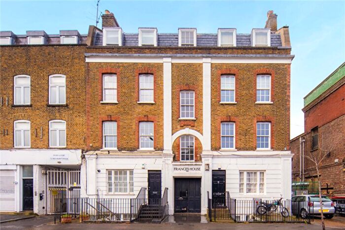 1 Bedroom Flat To Rent In Brooksby`s Walk, Hackney, London, E9