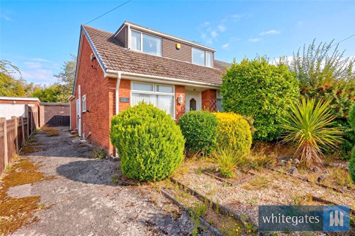 3 Bedroom Bungalow For Sale In Cocklade Lane, Hale Village, Liverpool, Cheshire, L24