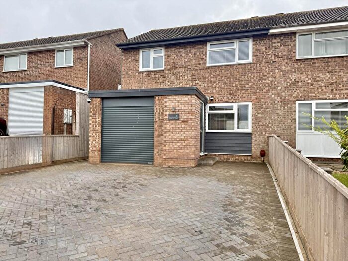 3 Bedroom Semi Detached House For Sale In Vansittart Drive, Exmouth, EX8