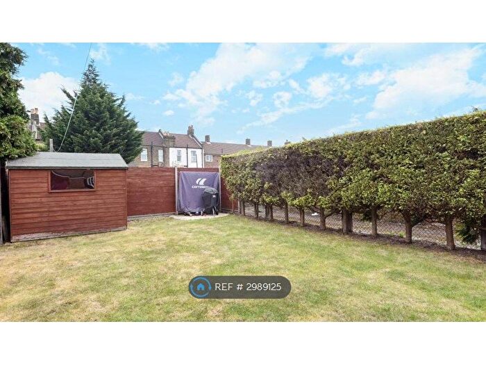 3 Bedroom End Terrace House To Rent In Dupont Road, London, SW20