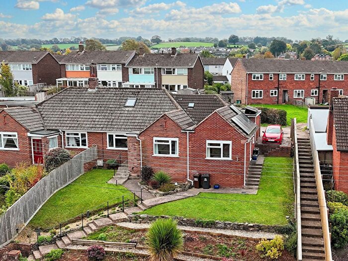 4 Bedroom Semi Detached House For Sale In Branscombe Road, Tiverton, EX16