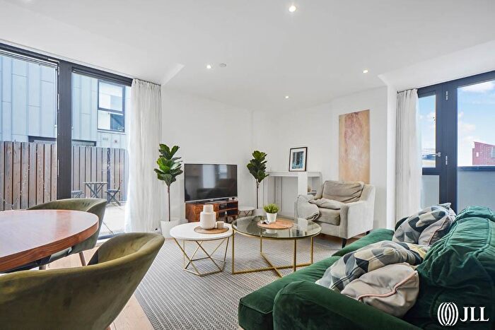 3 Bedroom Penthouse To Rent In Forrester Way London, E15