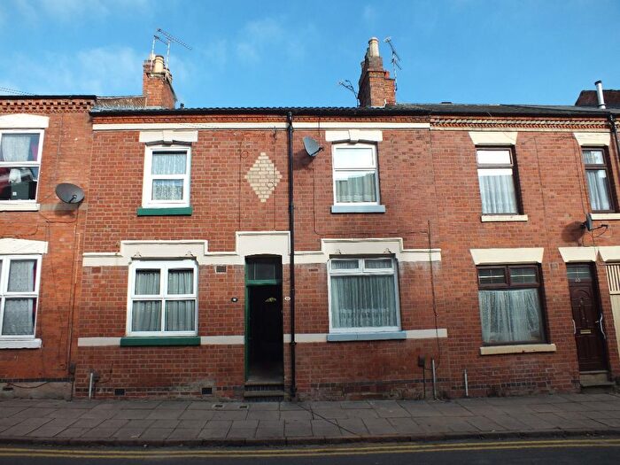 2 Bedroom Terraced House For Sale In Cedar Road, Off St Stephens Road, Leicester, LE2