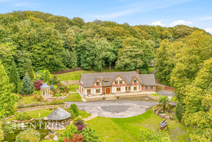 5 Bedroom Detached House For Sale In Town House Lodge, Carriage Drive, Littleborough, OL15