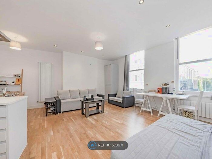 2 Bedroom Flat To Rent In Gray's Inn Road, London, WC1X