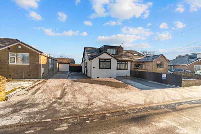 4 Bedroom Semi Detached House For Sale In Foxhill Drive, Queensbury, BD13