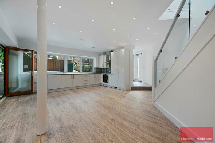 4 Bedroom House To Rent In Connaught Road, Harlesden, NW10