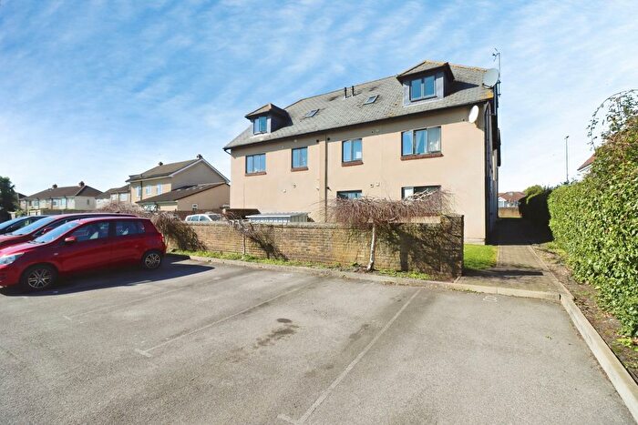 2 Bedroom Flat For Sale In Redfield Road, Bristol, Patchway, BS34