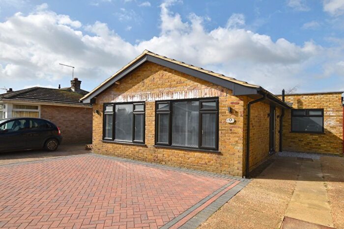 3 Bedroom Detached Bungalow For Sale In Denham Close, Dymchurch, TN29