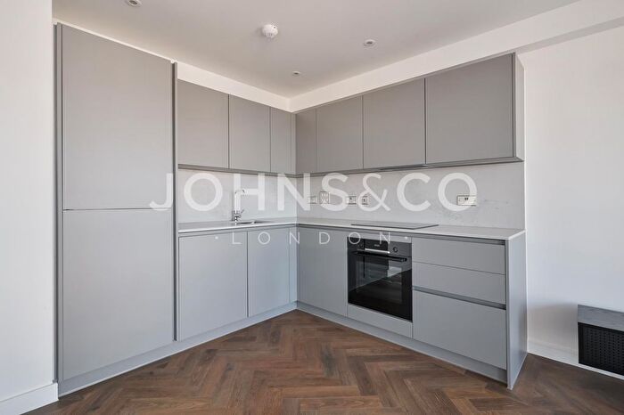 1 Bedroom Flat To Rent In Orwell House, North West Quarter, Carlton Vale, NW6