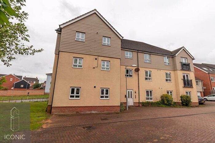 2 Bedroom Flat For Sale In Magnolia Way, Norwich, NR8