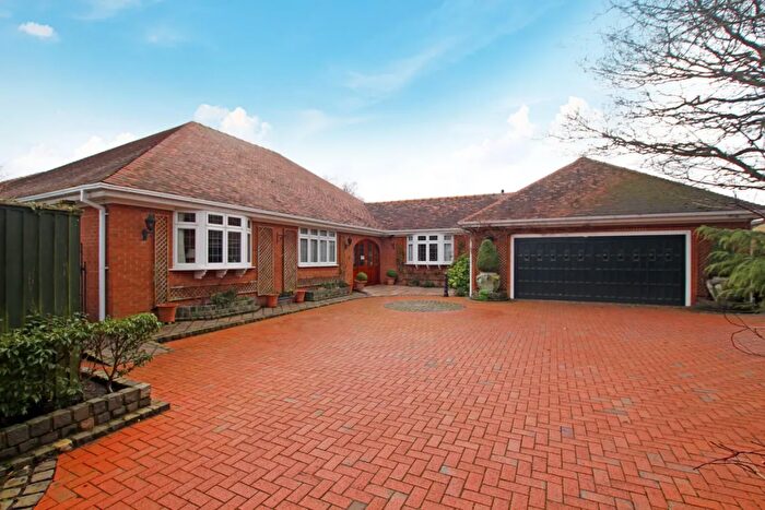 4 Bedroom Detached Bungalow To Rent In Golf Open - Dunkirk Road, Birkdale, PR8
