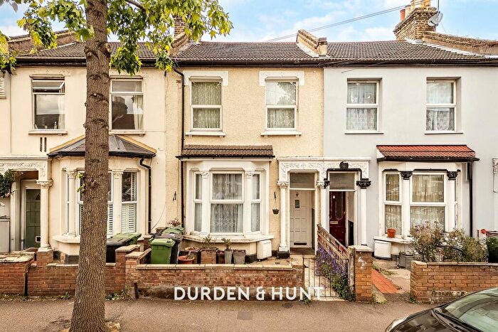 3 Bedroom Terraced House For Sale In Buckland Road, Leyton, E10