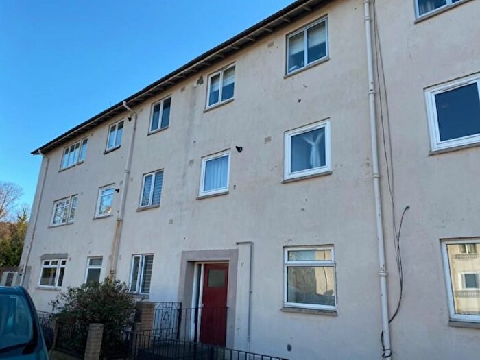3 Bedroom Flat To Rent In Hazelwood Grove, The Inch, Edinburgh, EH16