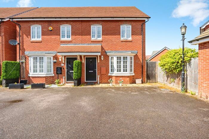 3 Bedroom Semi-Detached House For Sale In Hovingham Drive, Great Denham, Bedford, Bedfordshire, MK40