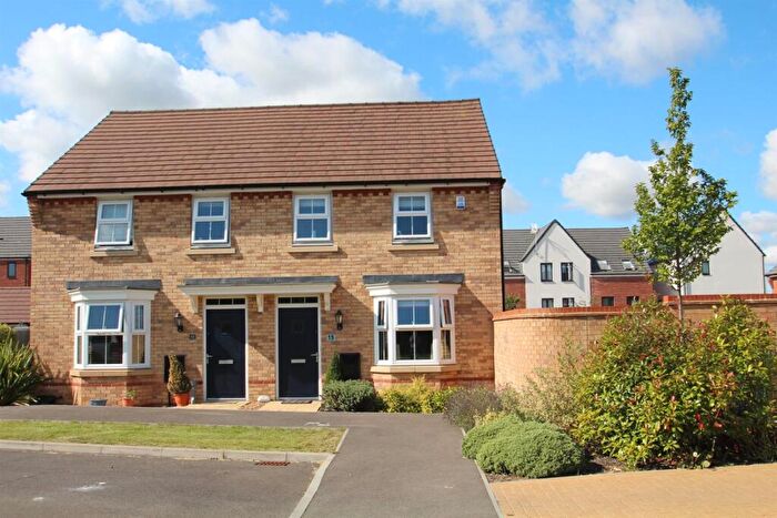 3 Bedroom Semi-Detached House To Rent In Bacchus Lane, Fairfields, Milton Keynes, MK11