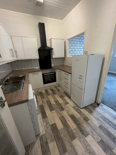 1 Bedroom Flat To Rent In Main Street, Kilwinning, KA13