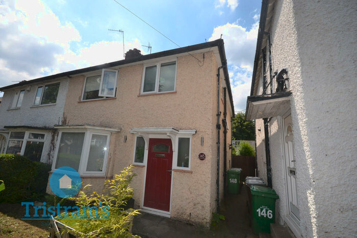 4 Bedroom Semi-Detached House To Rent In Rolleston Drive, Nottingham, NG7