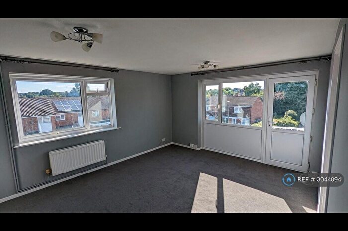 1 Bedroom Flat To Rent In Meldrum Close, Orpington, BR5