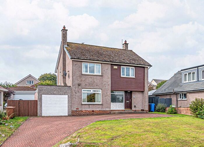 3 Bedroom Villa For Sale In Bennochy Road, Kirkcaldy, KY2