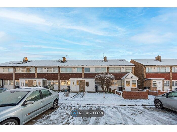 3 Bedroom Terraced House To Rent In Sussex Close, Gants Hill, IG4