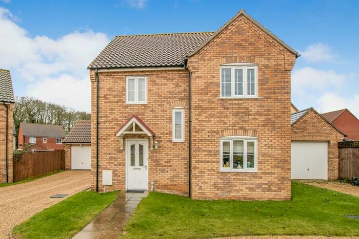 4 Bedroom Property To Rent In Peabody Road, Aylsham, Norwich, NR11