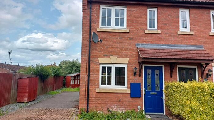 2 Bedroom Terraced House For Sale In Kings Manor, Lincoln, LN4
