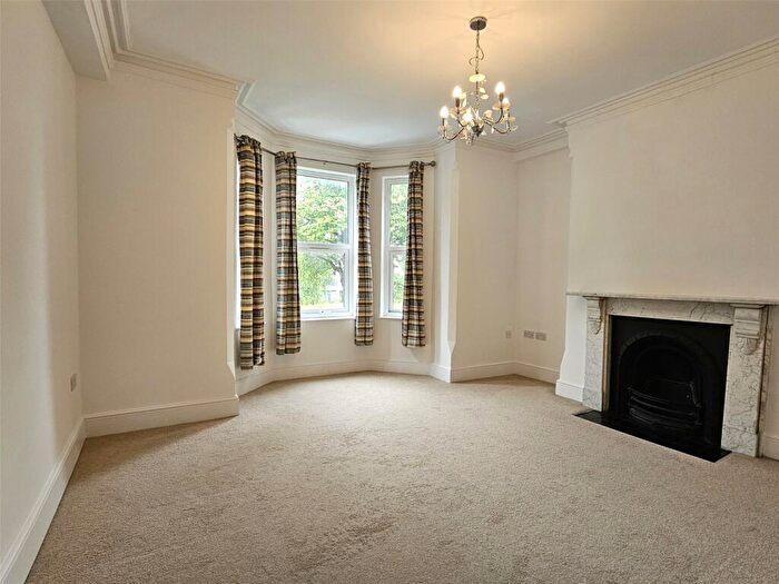 2 Bedroom Apartment To Rent In Castle Boulevard, Nottingham, NG7